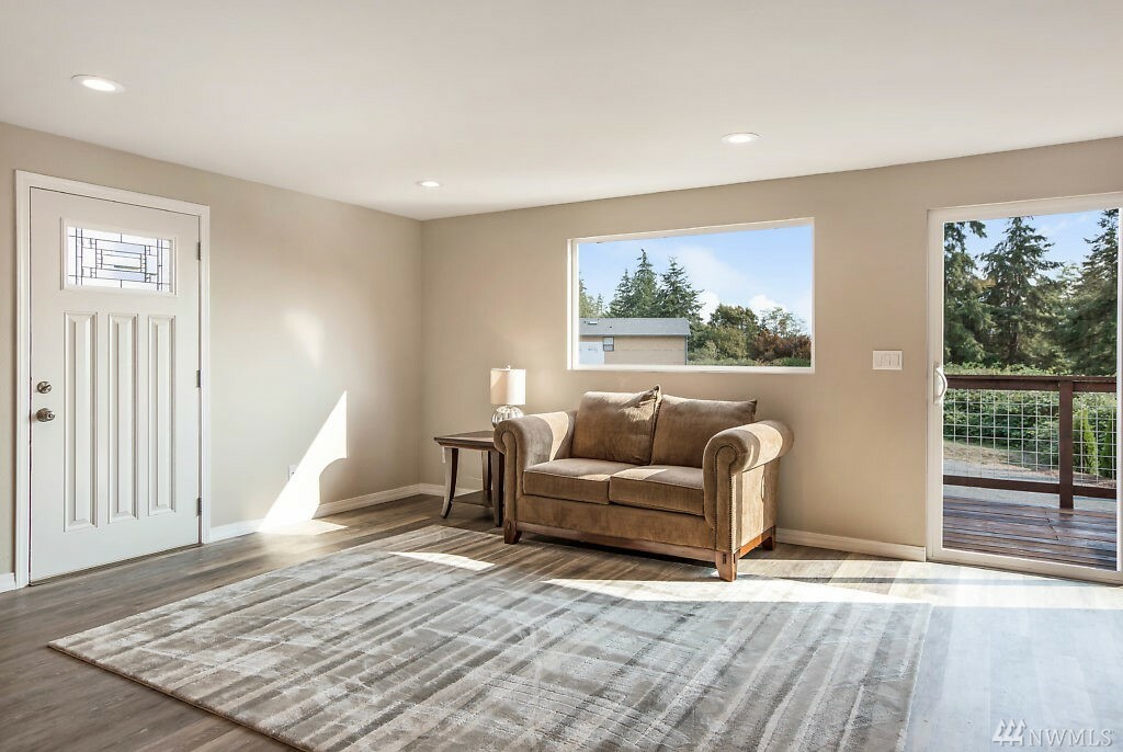 Property Photo: 74 Kinkaid Dr WA 98239