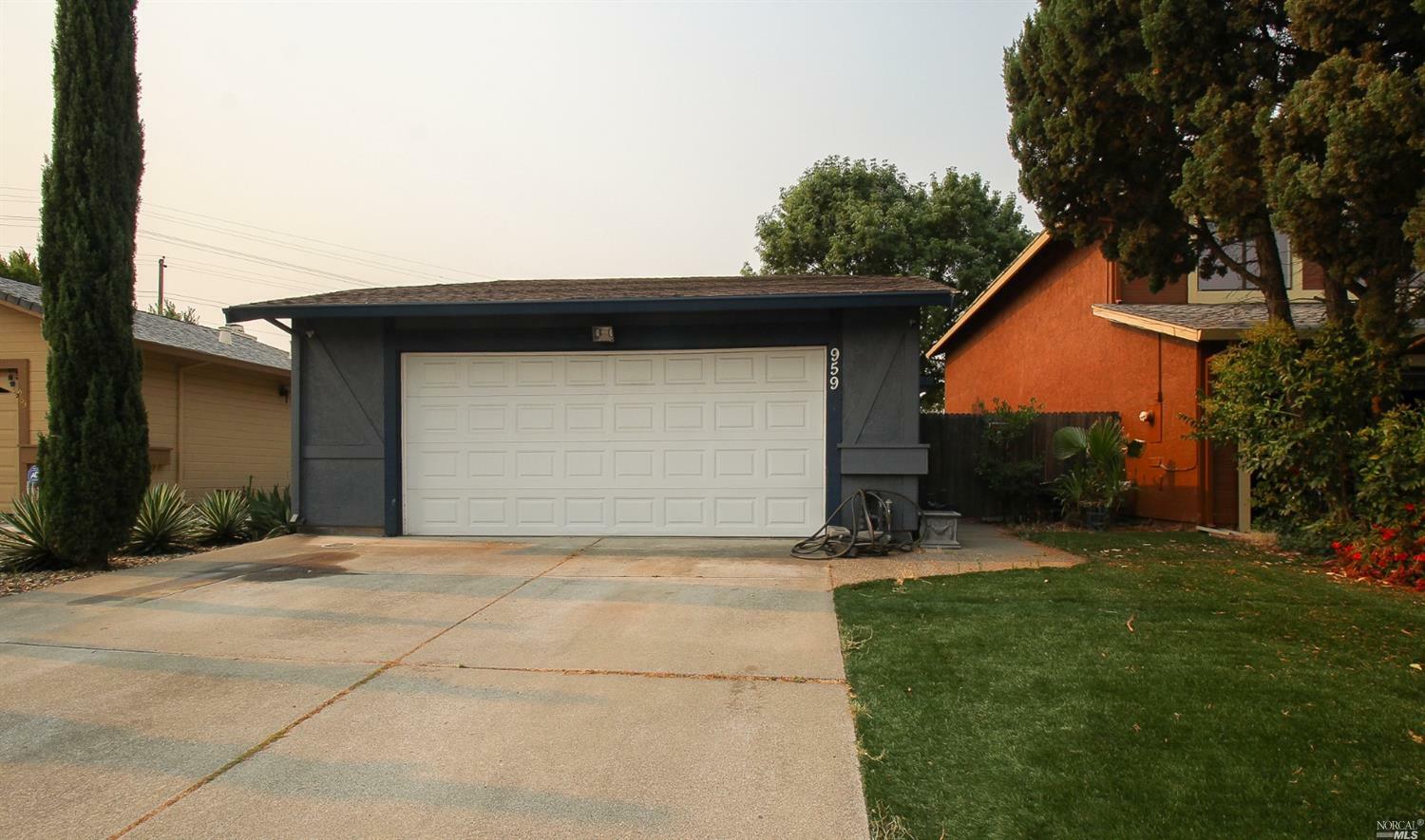 Property Photo:  959 Matthew Court  CA 94533 