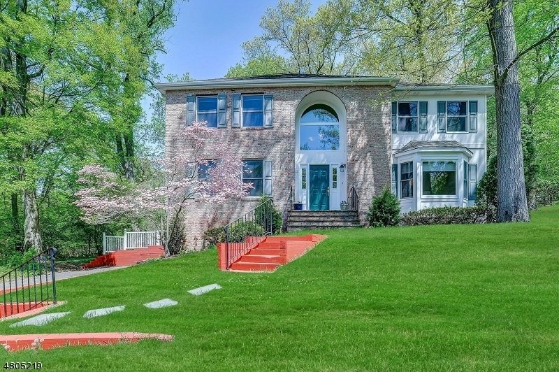 Property Photo: 12 Benjamin Ct NJ 07677