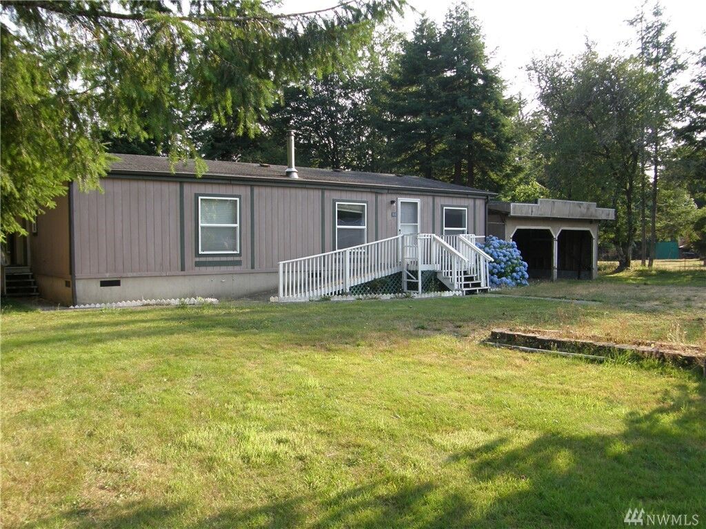 Property Photo: 33 Prairie Gardens Rd WA 98552