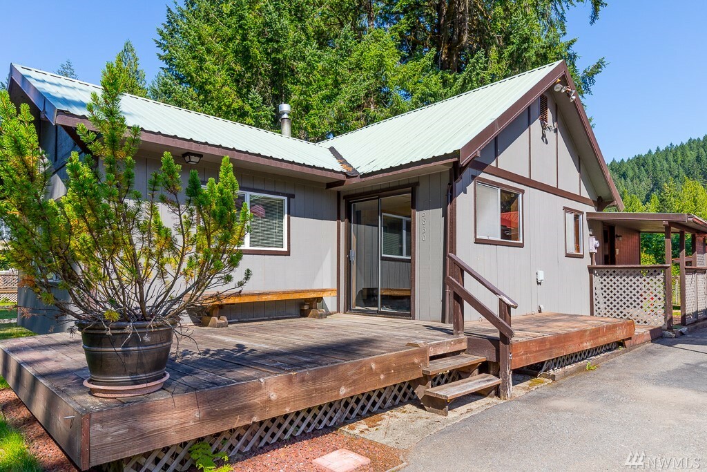 Property Photo:  73830 NE Old Cascade Hwy  WA 98288 