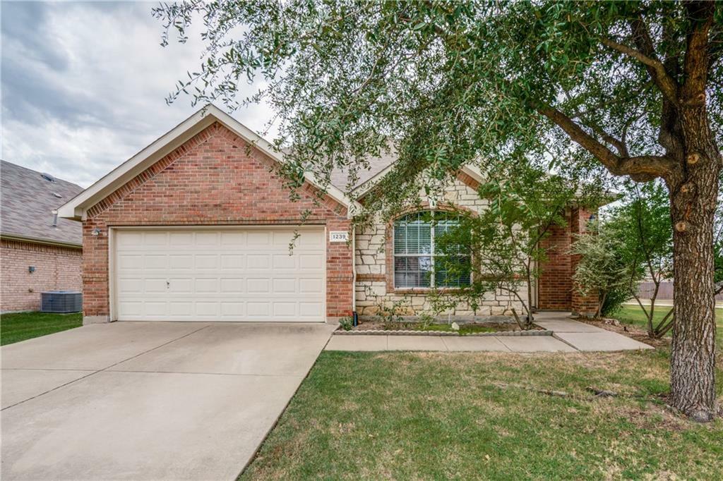 Property Photo:  1239 Lake Forest Drive  TX 75052 