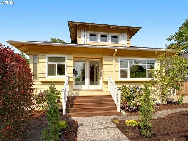 Property Photo:  5265 SE 69th Ave  OR 97206 