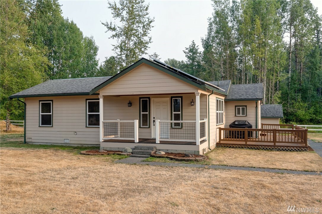 Property Photo: 2049 Harmony Rd WA 98226