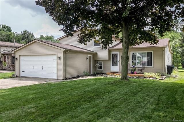 41143 E Ann Arbor Trail  Plymouth Twp MI 48170 photo