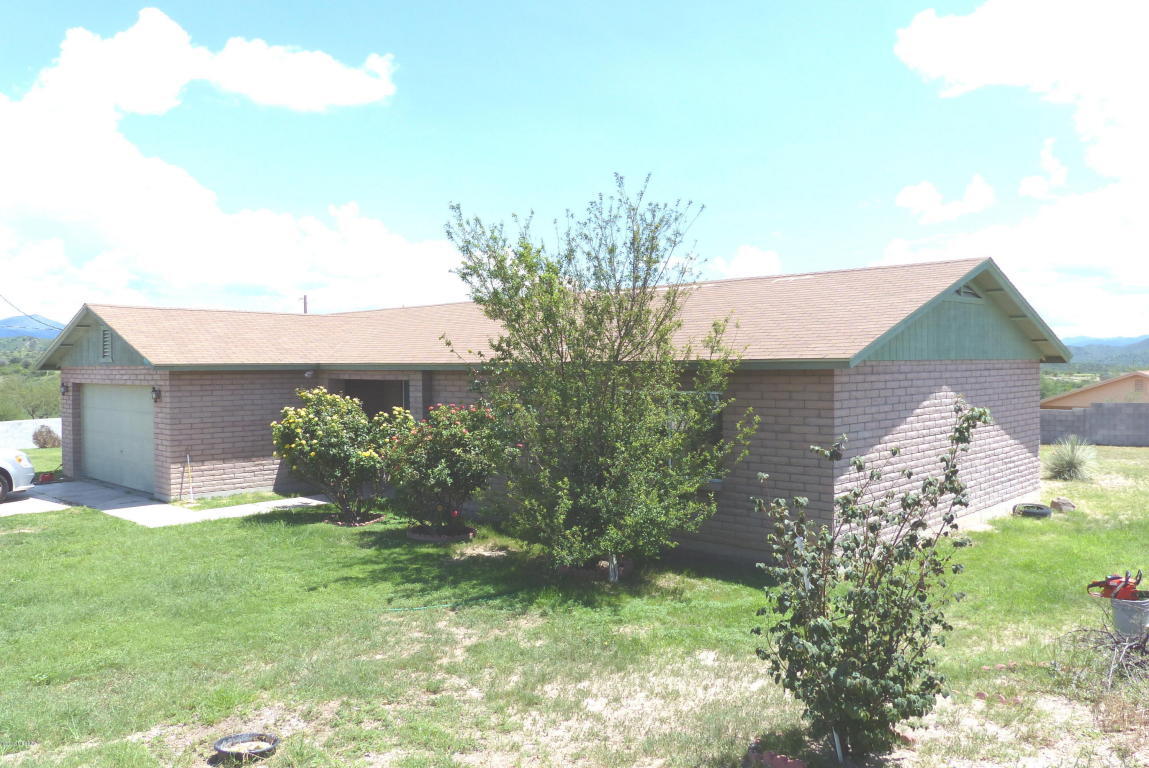 Property Photo:  401 Tuly Court  AZ 85648 