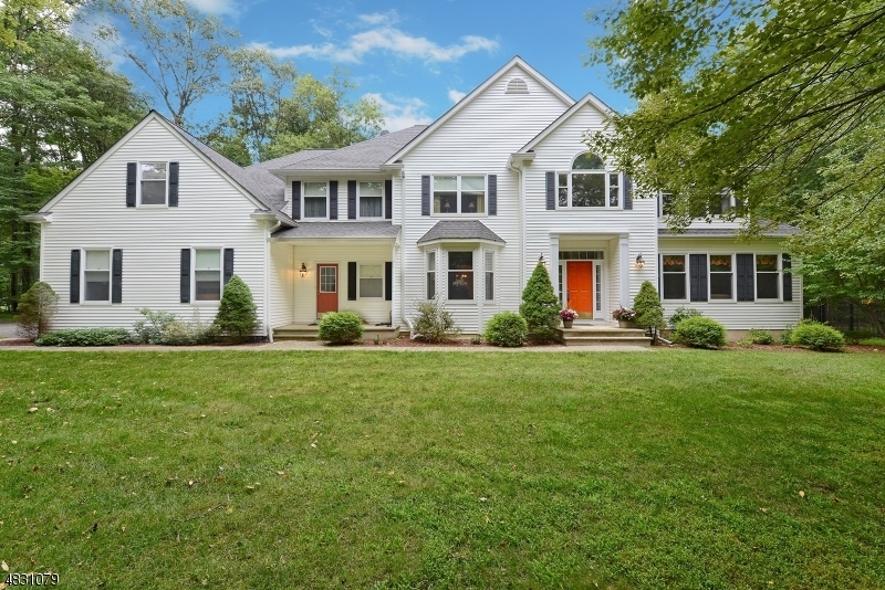 Property Photo: 6 Crystal Rock Rd NJ 07871