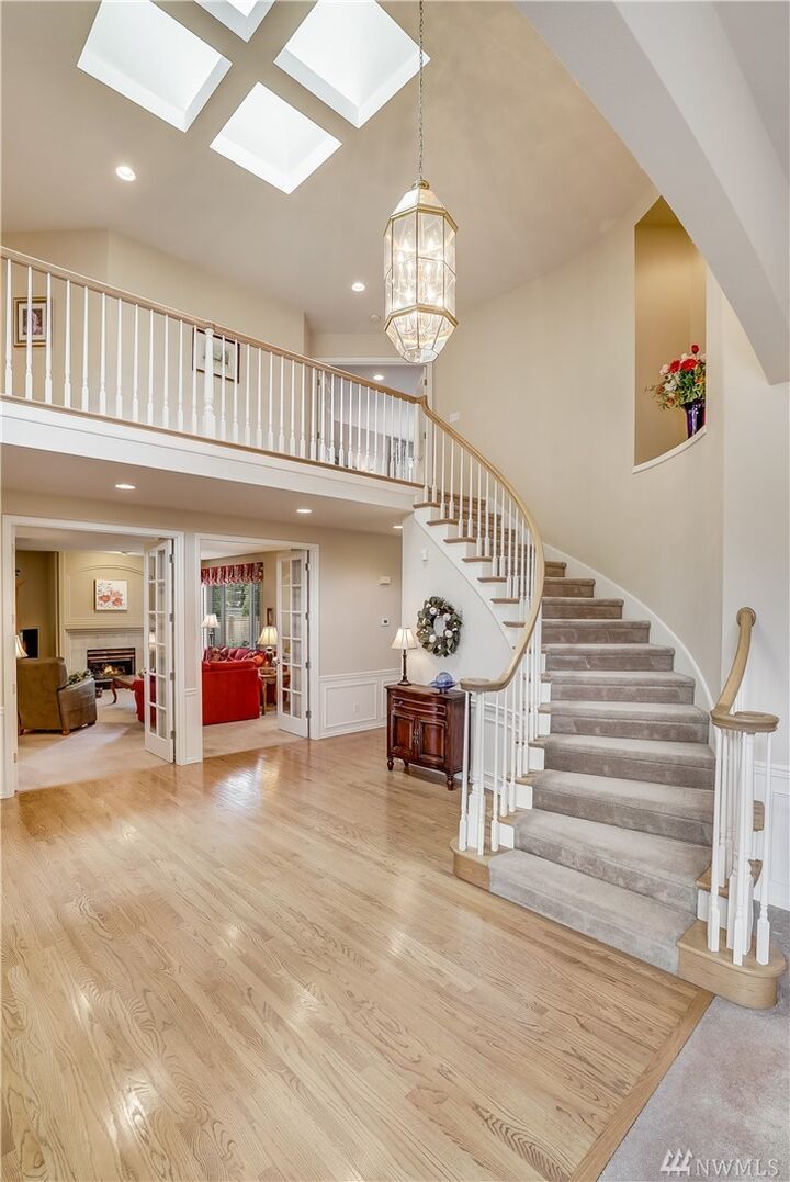 Property Photo:  26642 SE 15th St  WA 98075 