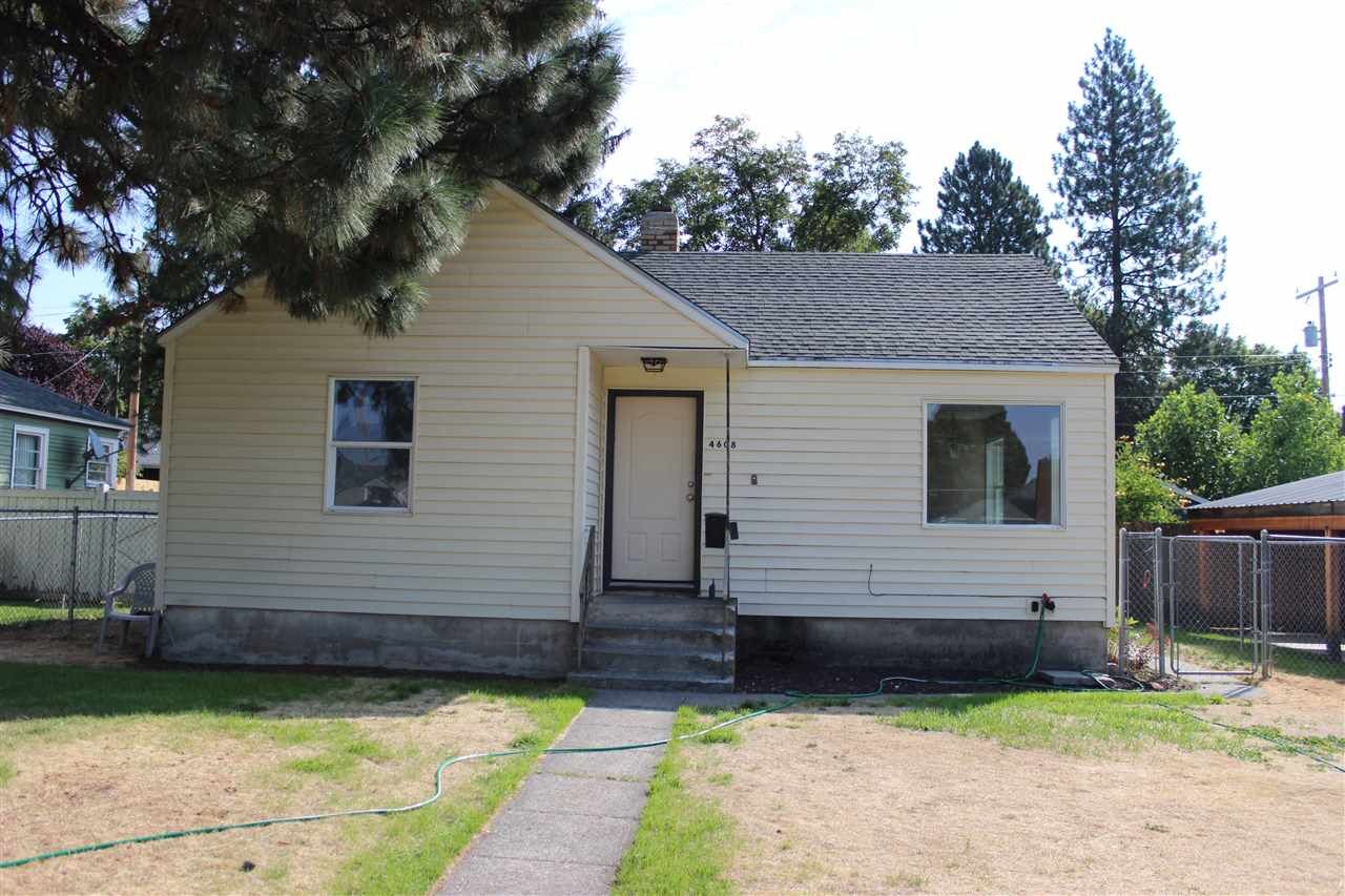 Property Photo:  4608 N Cedar St  WA 99205 