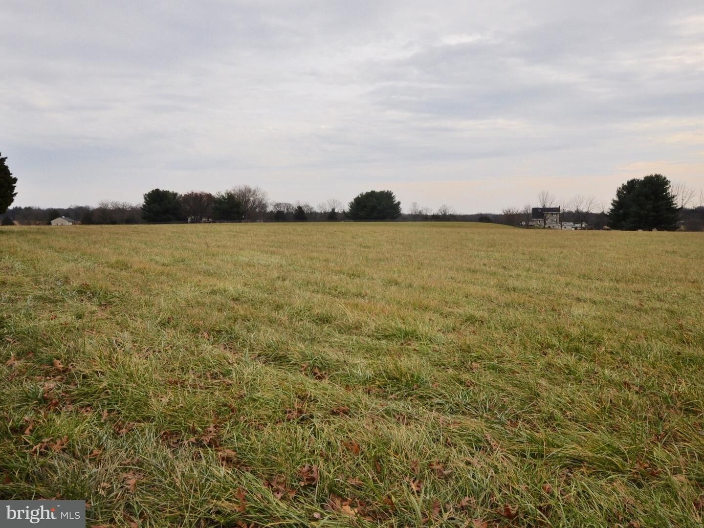 Property Photo:  Evergreen Mills  VA 20175 