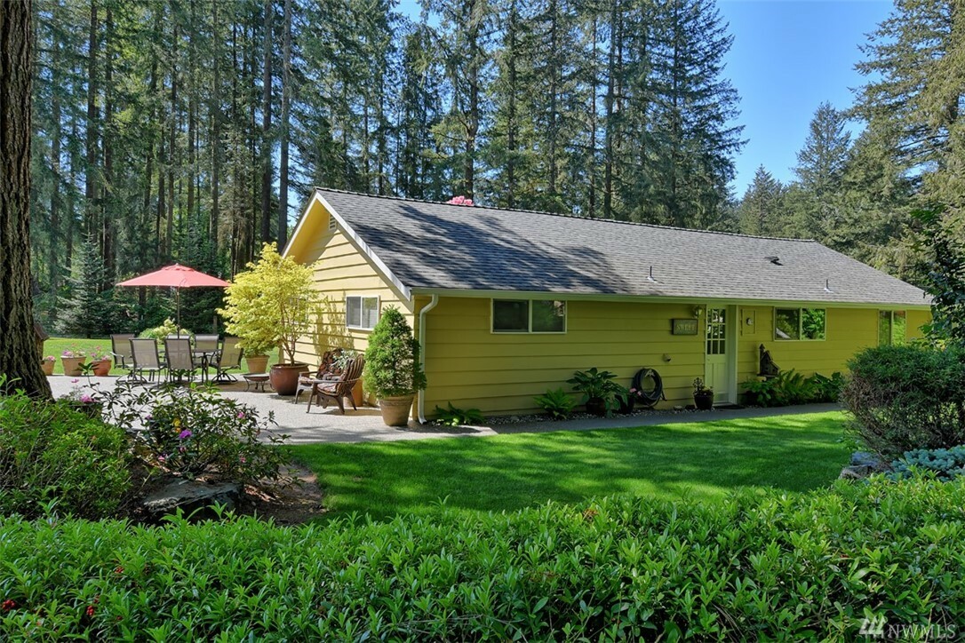 Property Photo:  24511 115th Ave NE  WA 98223 