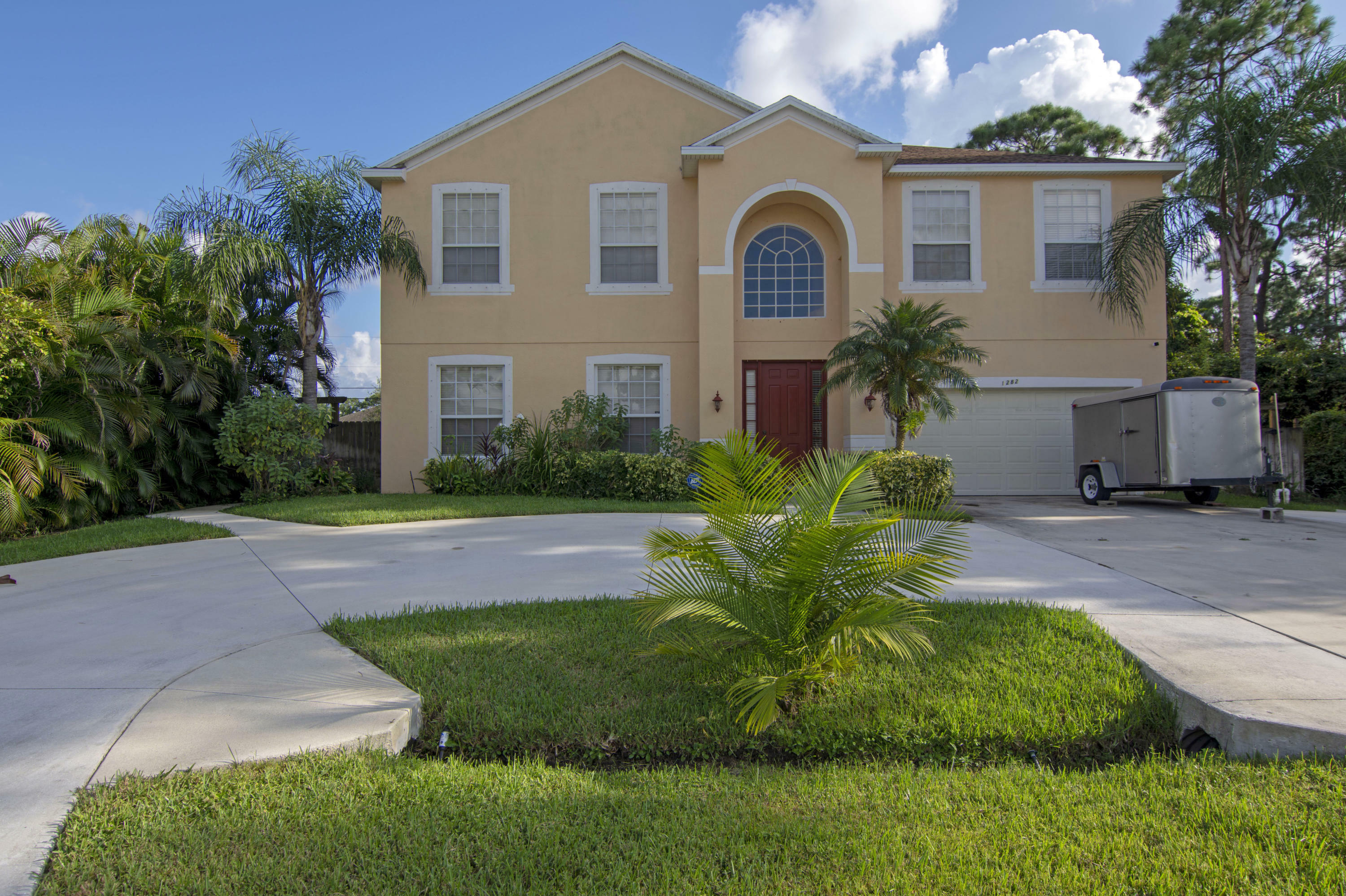 Property Photo:  1282 SW Goodman Avenue  FL 34953 