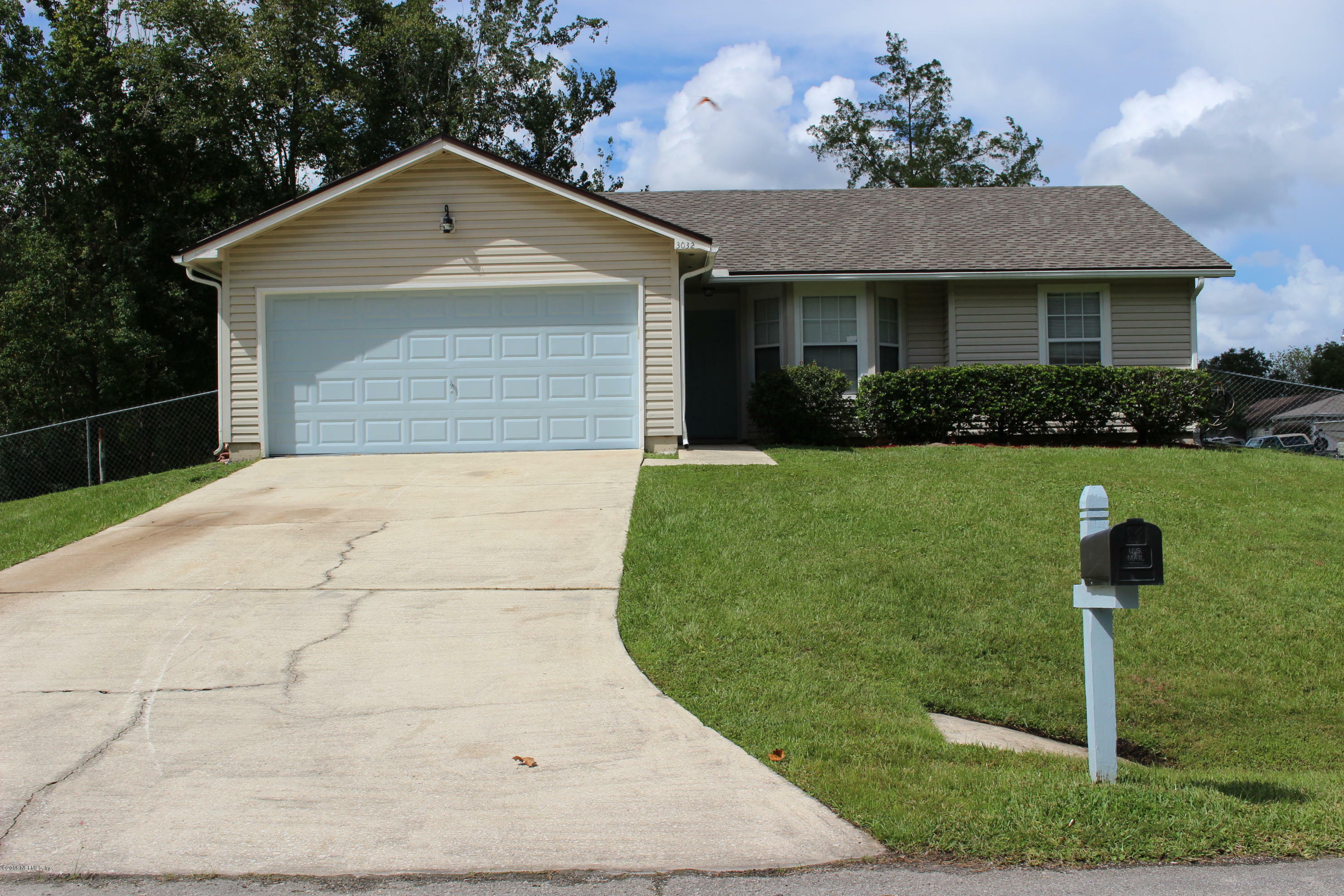 Property Photo:  3032 Twin Oak Drive S  FL 32068 