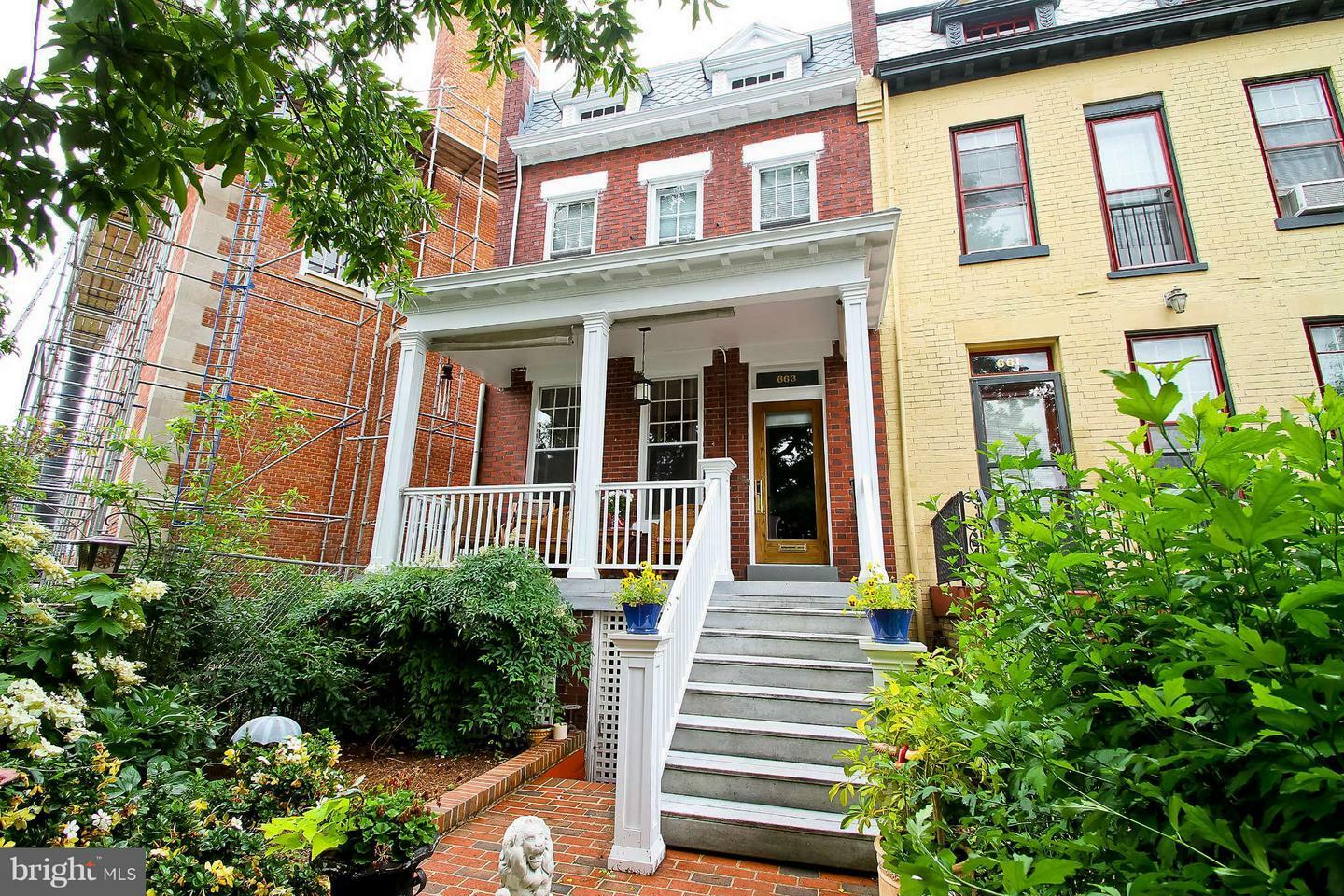 Property Photo:  663 Maryland Avenue NE  DC 20002 