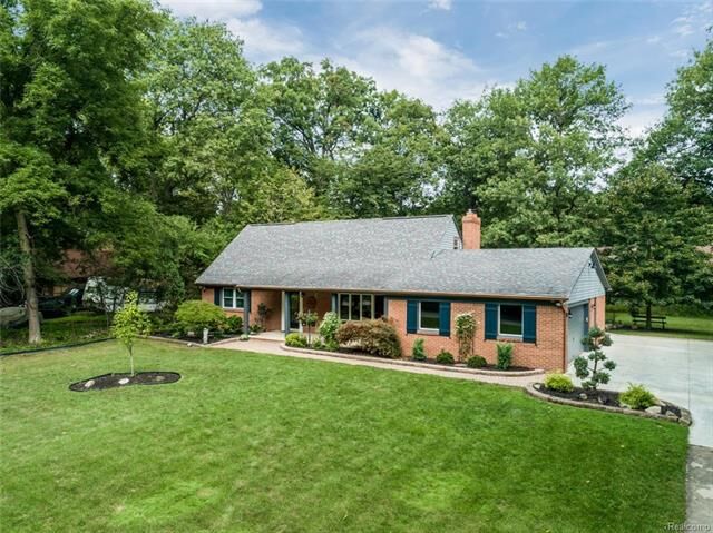 Property Photo: 8416 Island Boulevard MI 48138
