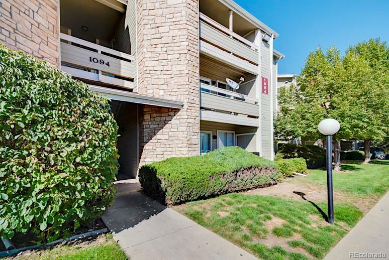 Property Photo: 1094 South Dearborn Street Unit 303 CO 80012