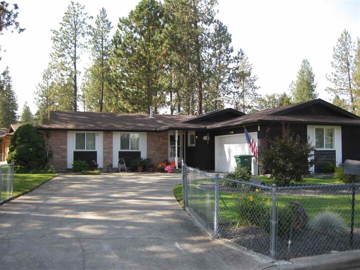 11805 N Atlantic St  Spokane WA 99218-1956 photo