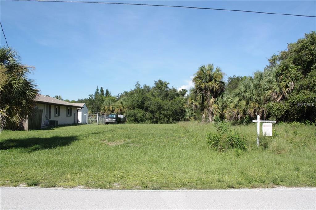 Property Photo:  2113 Cedarwood Street  FL 33948 