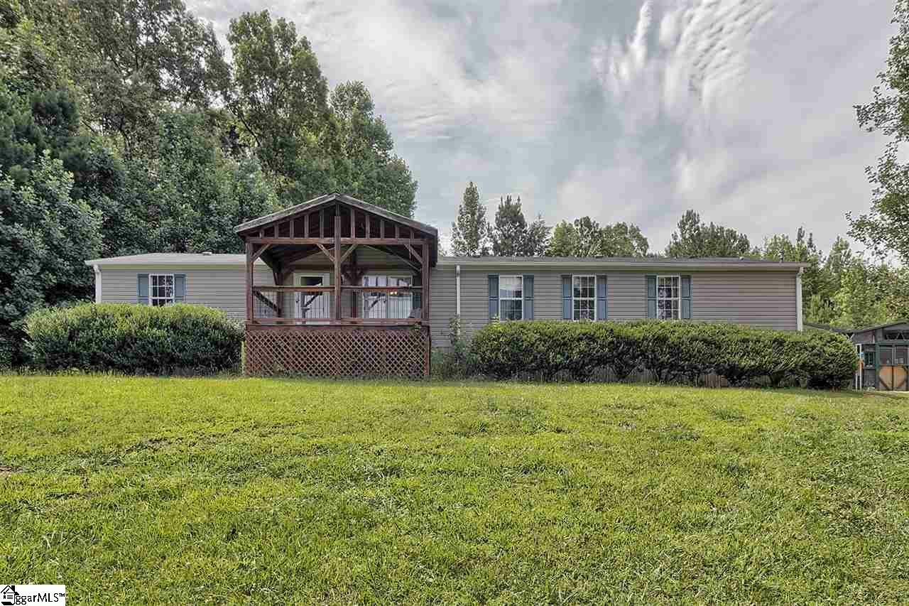 Property Photo:  121 Sand Creek Drive  SC 29657 