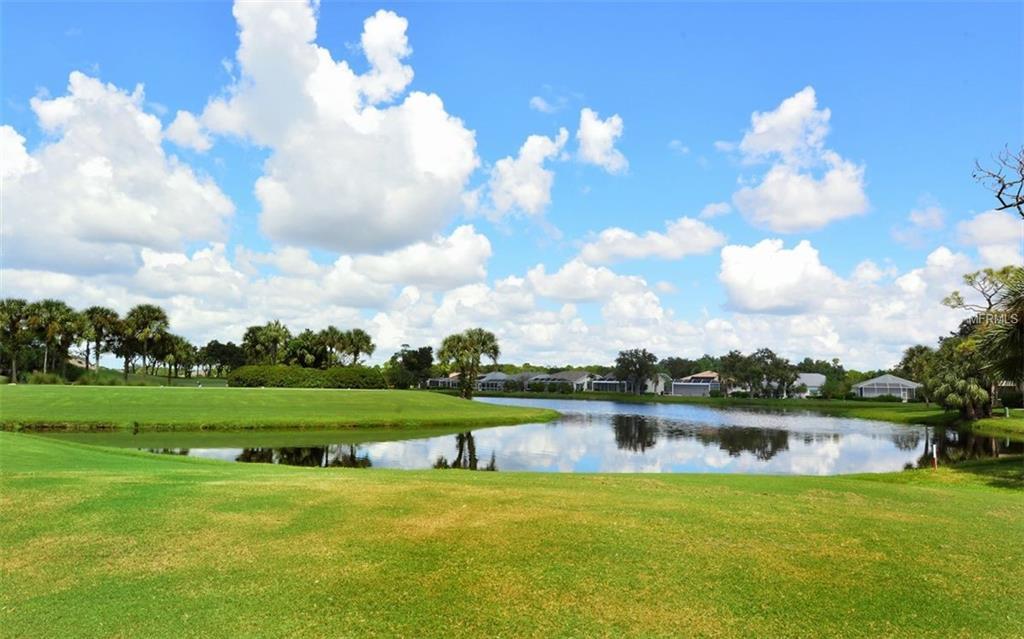 Property Photo:  9320 Clubside Circle 2206  FL 34238 