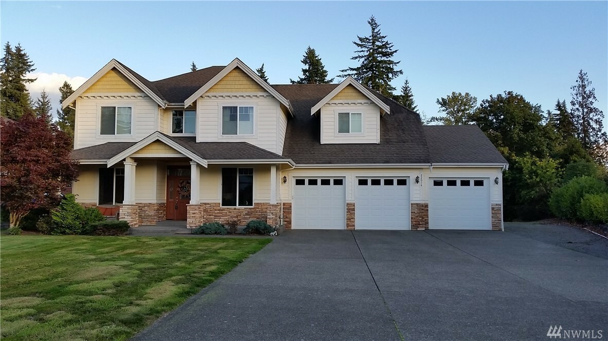 Property Photo: 22014 26th St E WA 98391