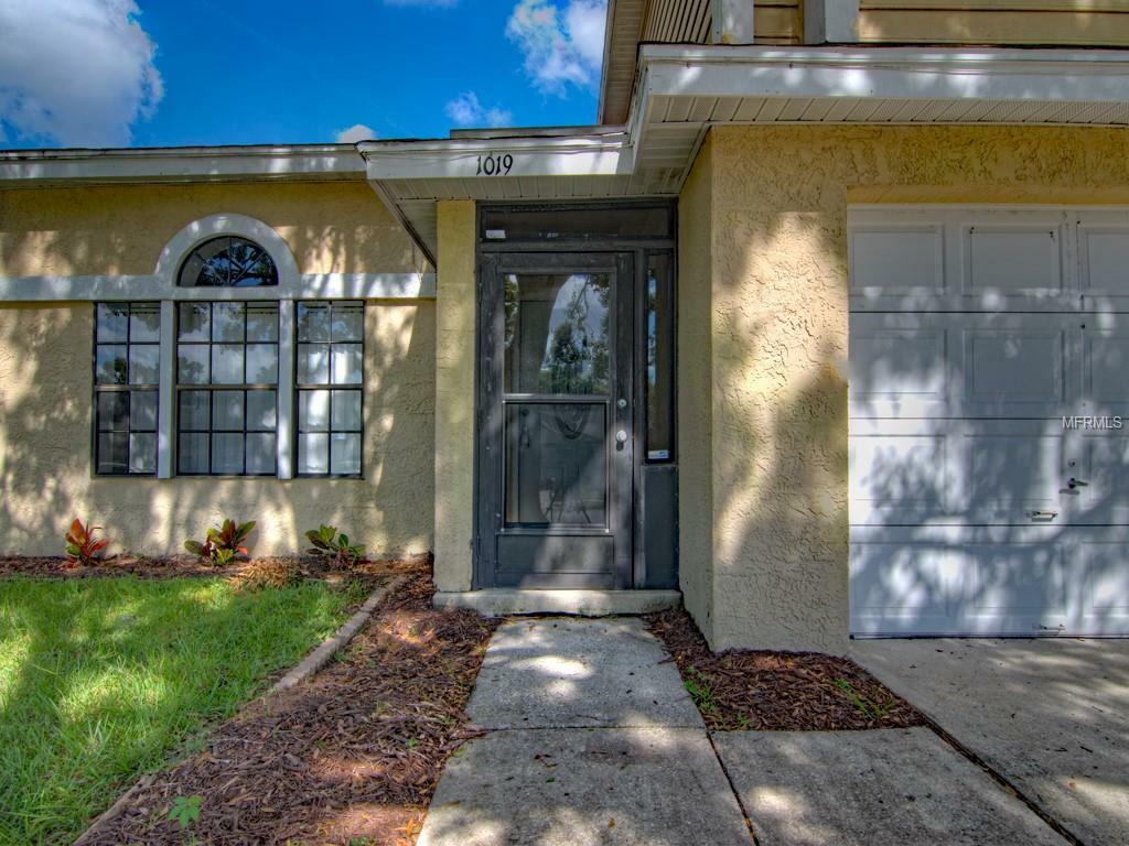 Property Photo:  1019 Burnett Street  FL 32765 