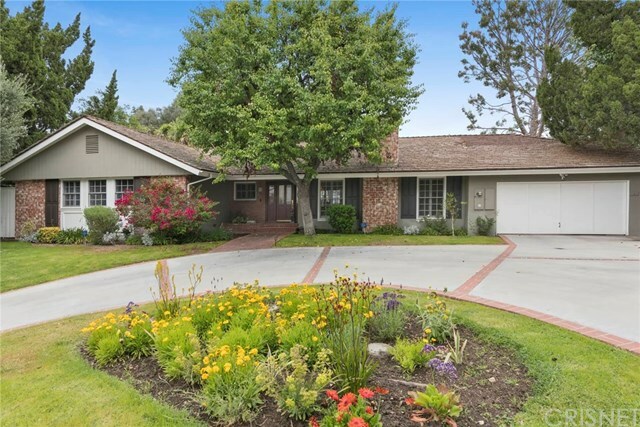 Property Photo:  5068 Shirley Avenue  CA 91356 