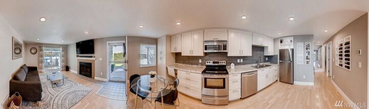 Property Photo:  21305 52nd Avenue W A103  WA 98043 