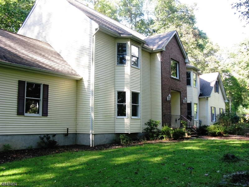 19 Mountain View Dr  Green Twp. NJ 07821 photo