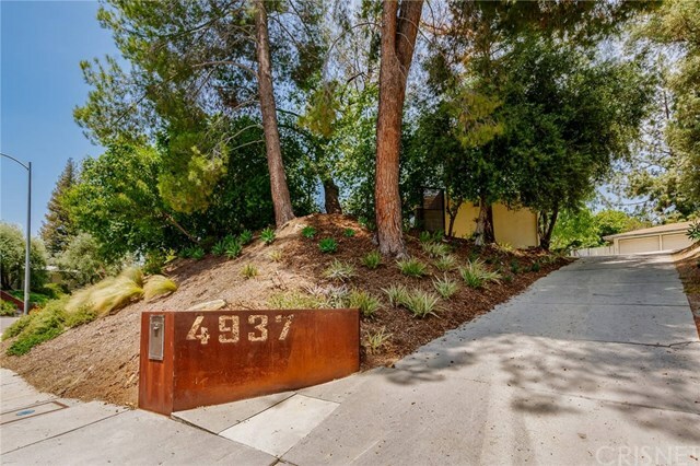 Property Photo:  4937 Calvin Avenue  CA 91356 