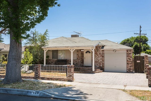 Property Photo:  17828 Hartland Street  CA 91335 