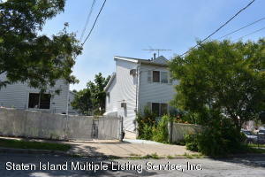 Property Photo:  1204 Willowbrook Road  NY 10314 