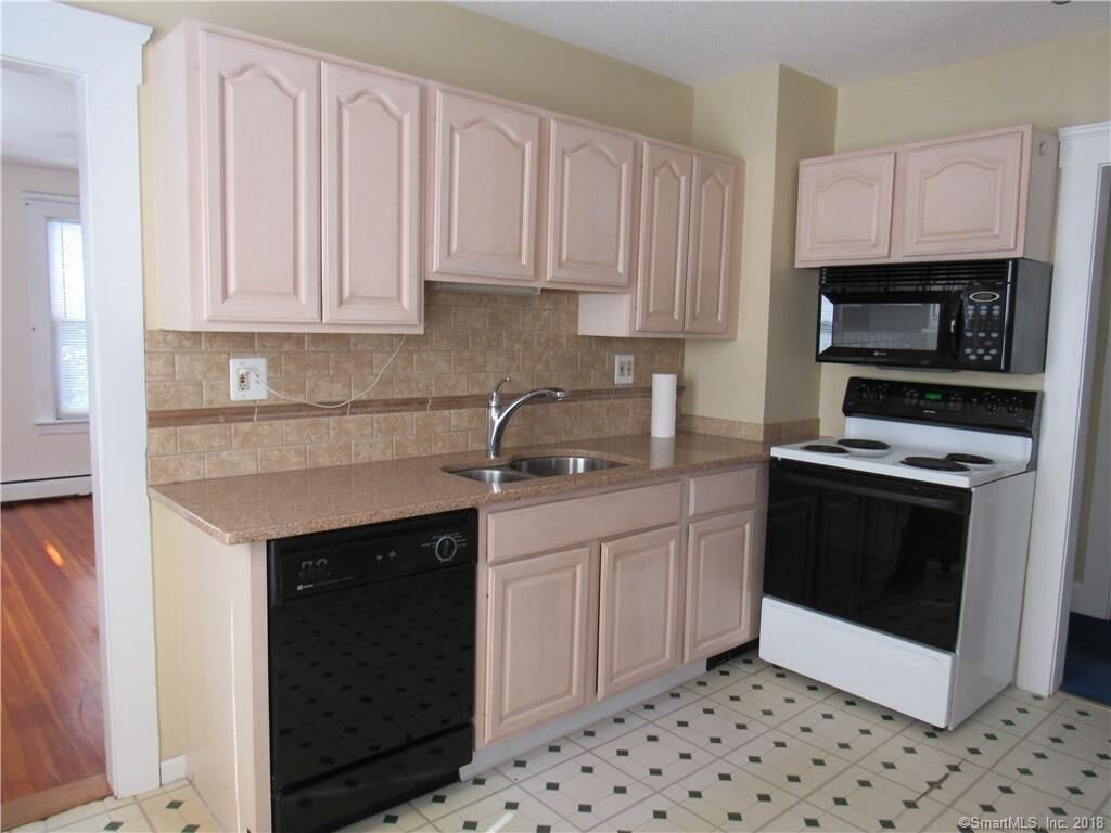 Property Photo: 87 William Street CT 06492