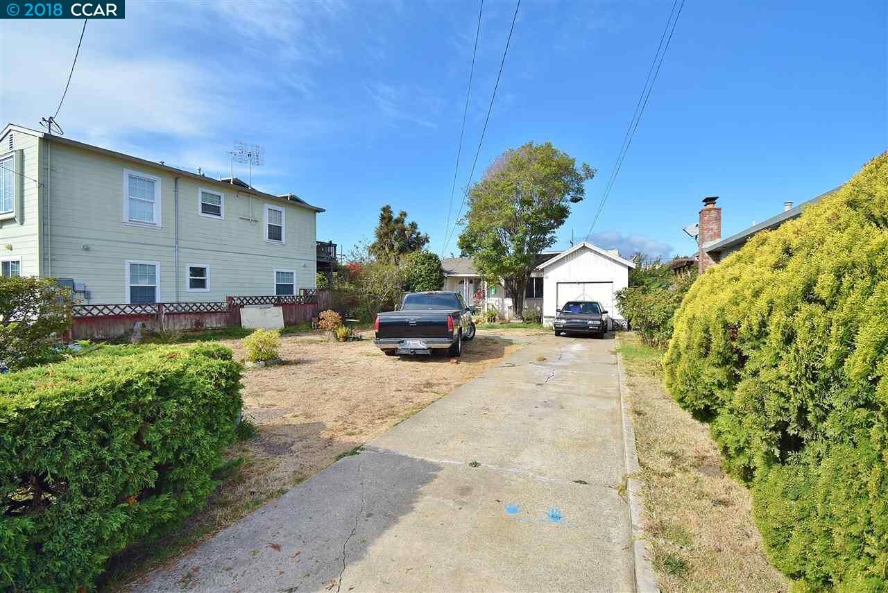 Property Photo: 525 40th St CA 94805