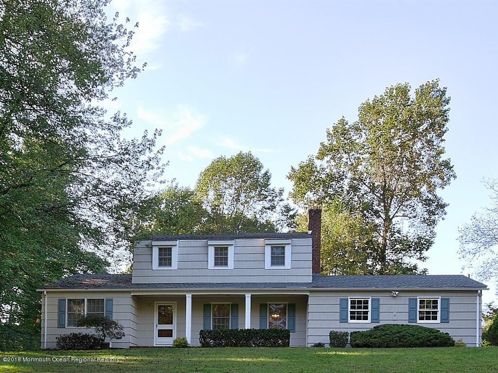 Property Photo:  6 Robin Road  NJ 07733 