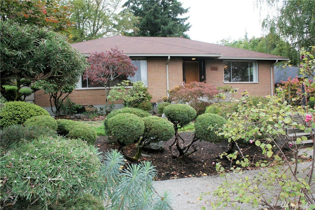 Property Photo:  6834 42nd Ave NE  WA 98115 