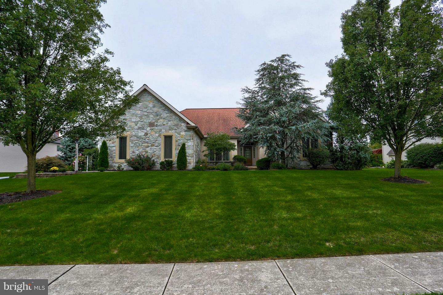 Property Photo:  1166 S Bristol Drive  PA 17543 