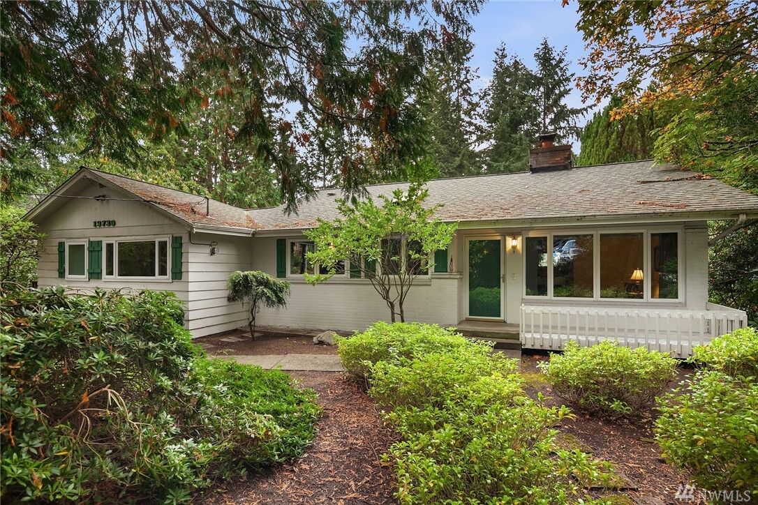 Property Photo:  19730 88th Ave W  WA 98026 
