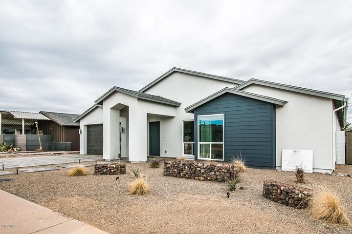 Property Photo: 6450 E Vernon Avenue AZ 85257