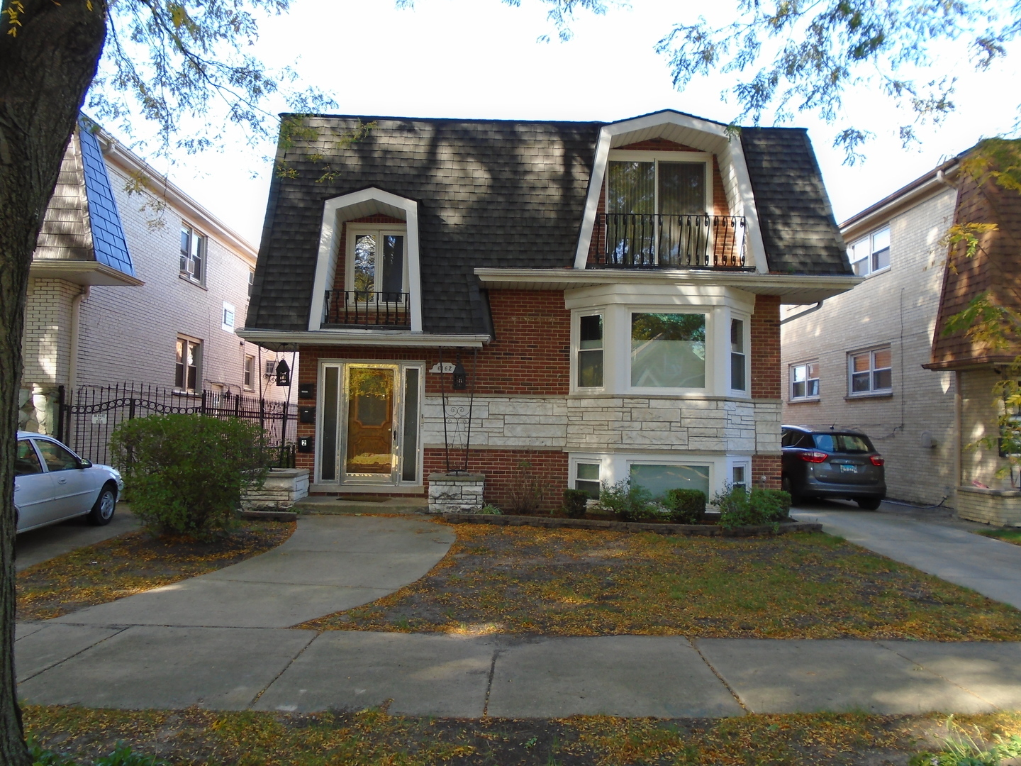 Property Photo: 6162 North Melvina Avenue 2 IL 60646