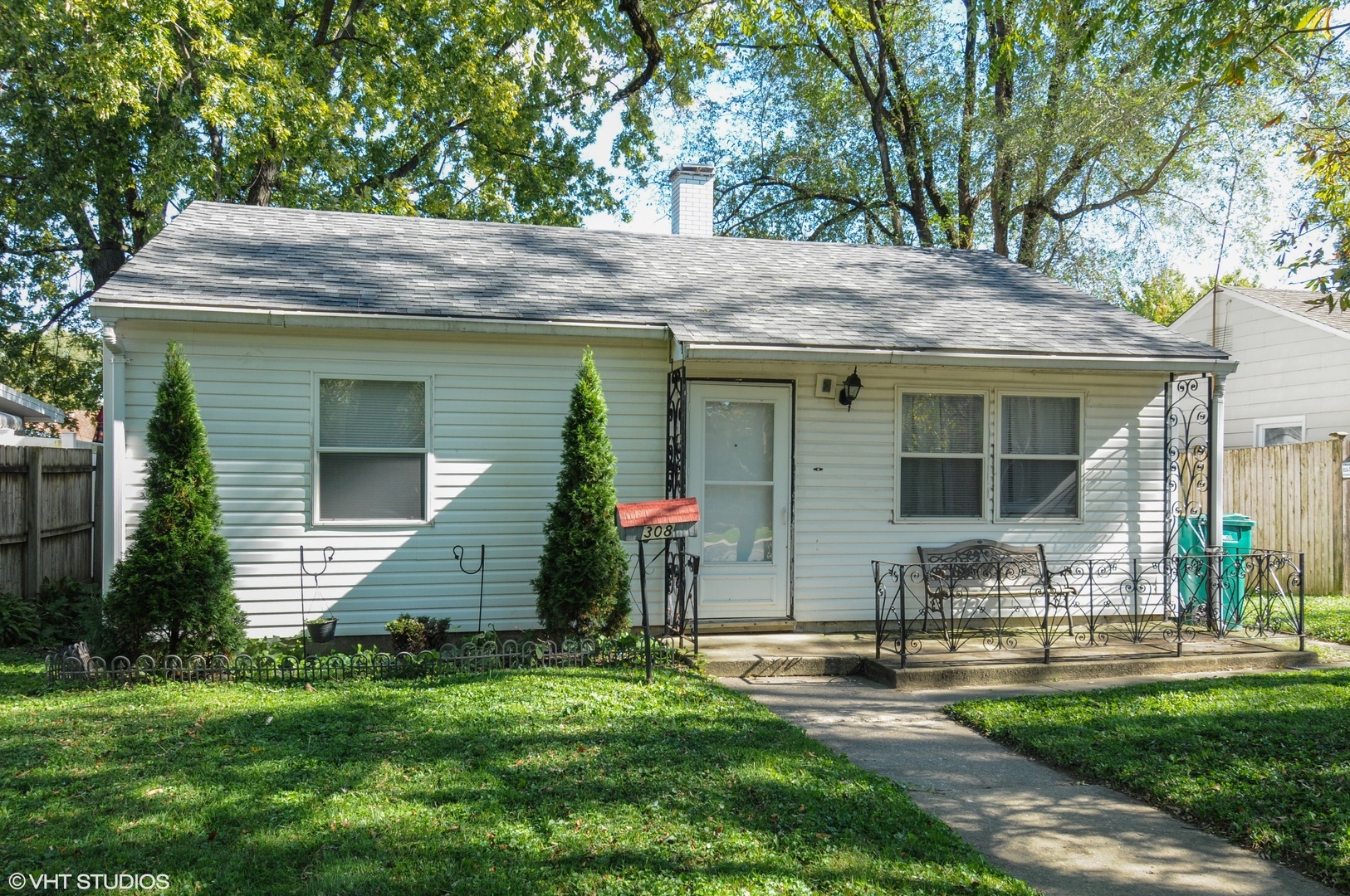 Property Photo:  308 South Reed Street  IL 60436 