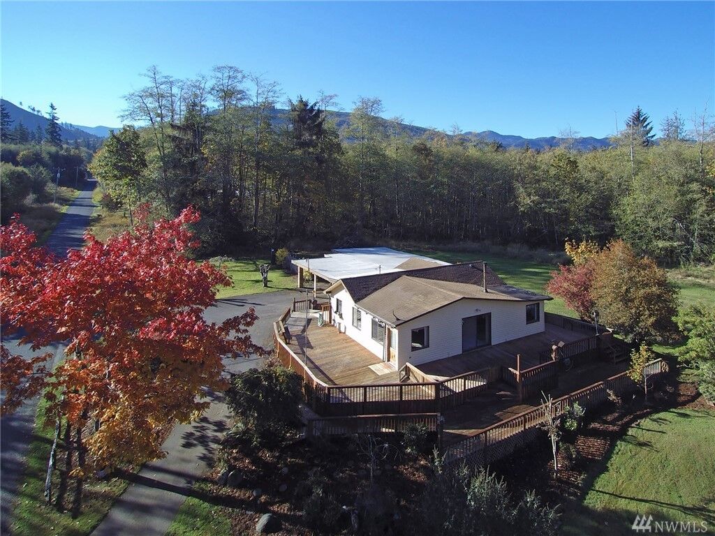 Property Photo: 32 Gossett Rd WA 98363