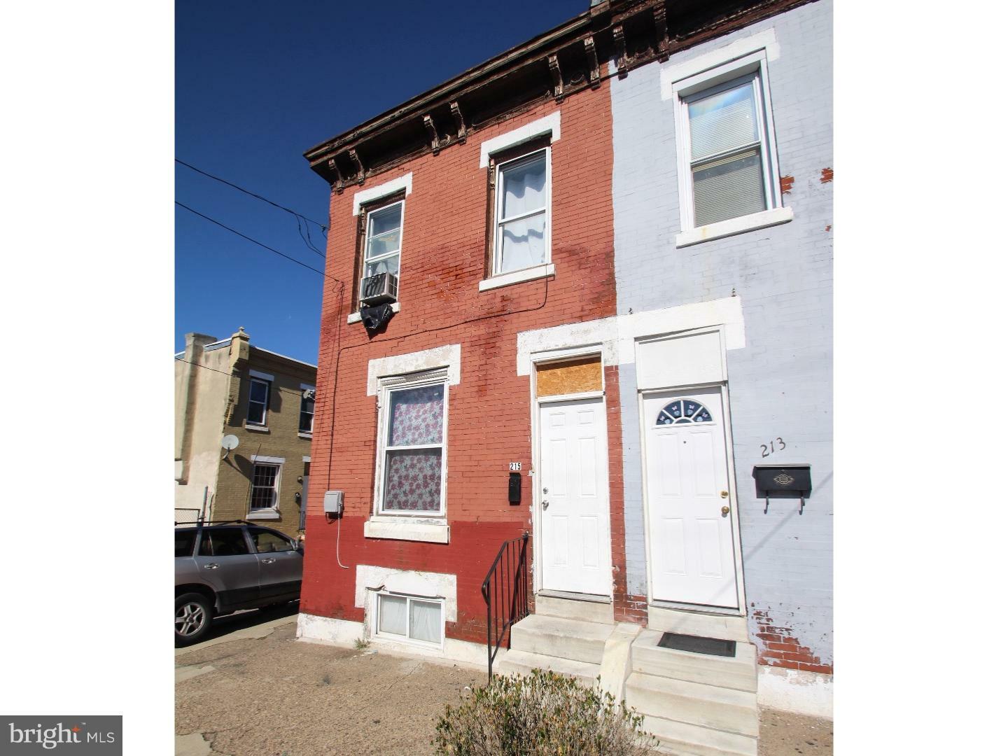 Property Photo: 215 W Tioga Street PA 19140