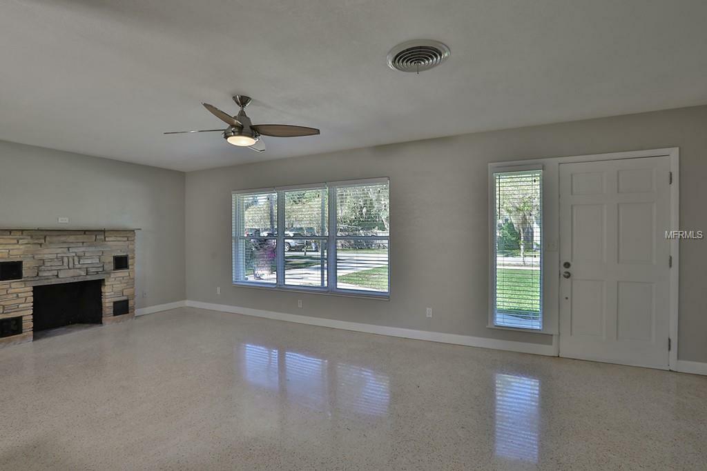 Property Photo:  12553 Henrietta Avenue  FL 33774 