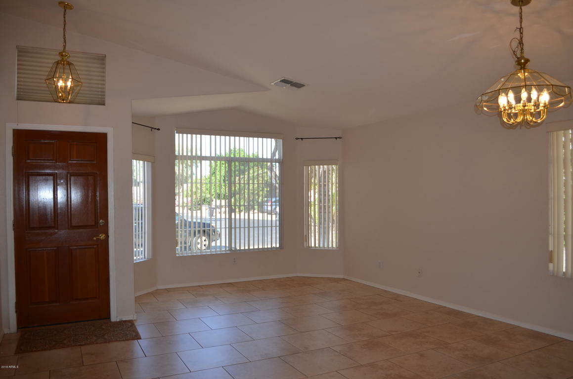 Property Photo:  981 N Longmore Street  AZ 85224 