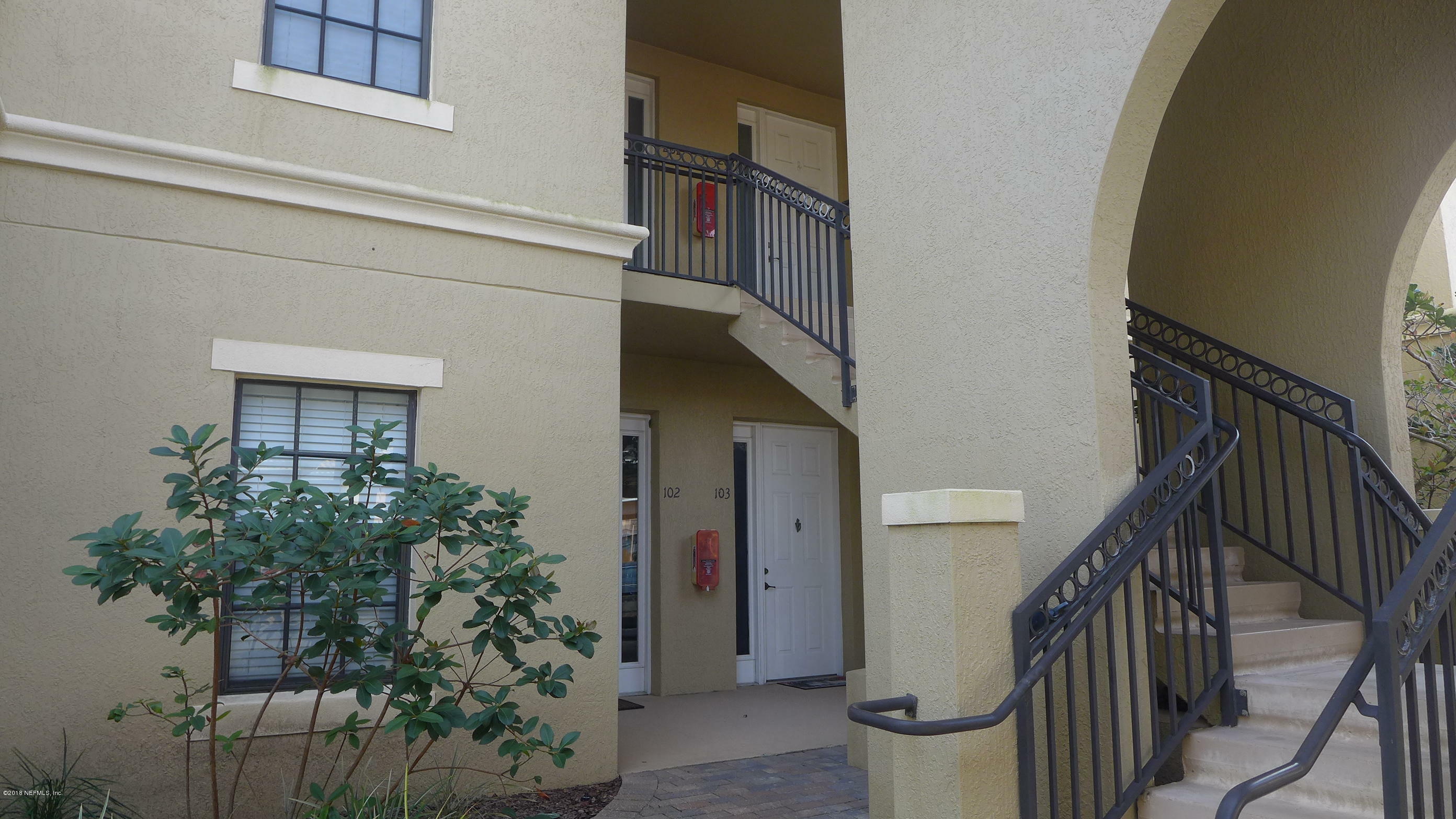 Property Photo: 135 Calle El Jardin 102 FL 32095