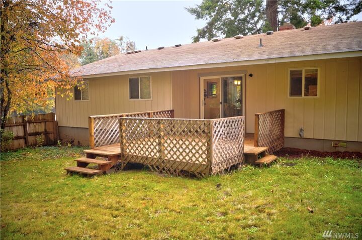 Property Photo: 826 Thomas Ave WA 98584
