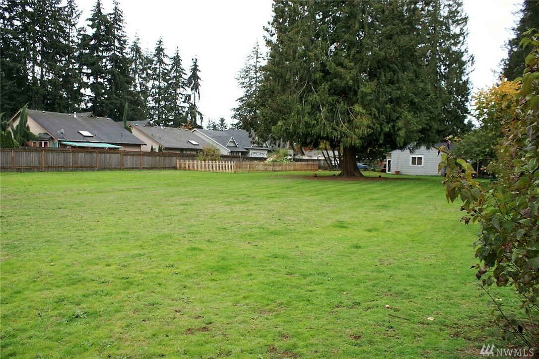 Property Photo:  9420 50th Ave NE  WA 98270 