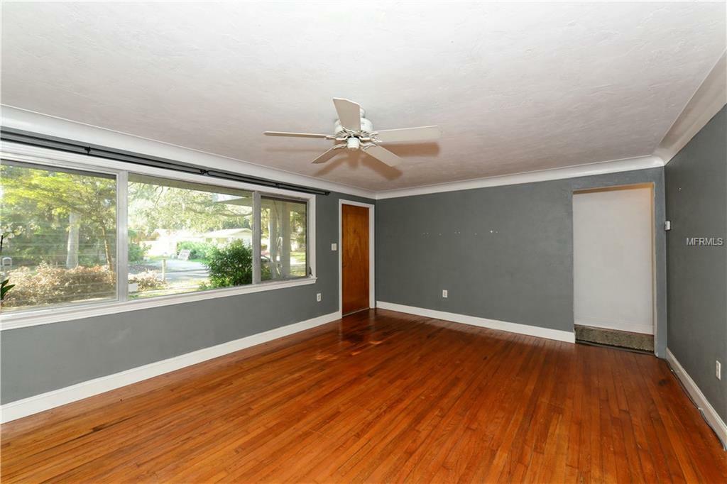 Property Photo:  2327 Arlington Street  FL 34239 