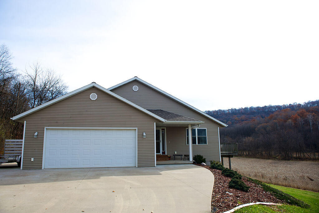 Property Photo:  W2819 Russlan Coulee Rd  WI 54601 